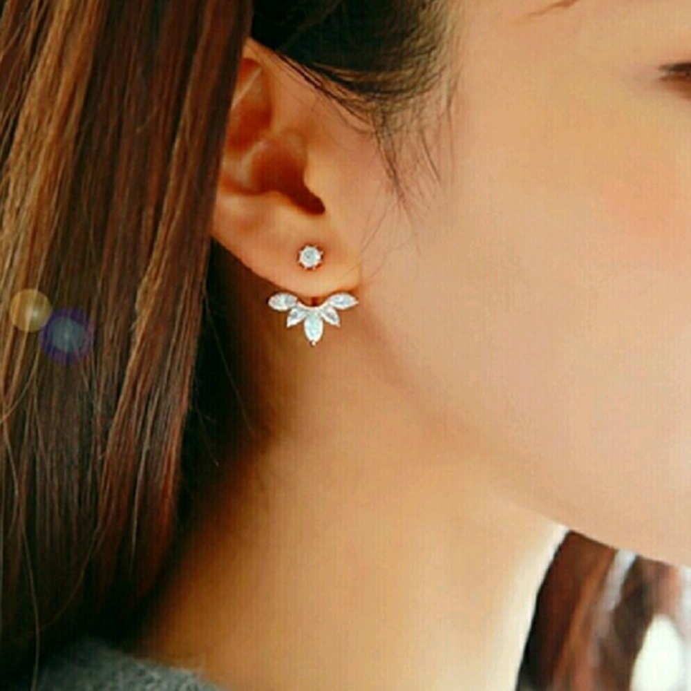 Front back studded earings